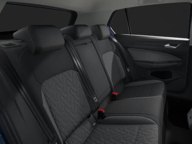 Volkswagen GOLF 1.5 eHybrid Life Edition 204 pk 6 versn. DSG · Achteruitrijcamera · draadloze telefoonlader ·