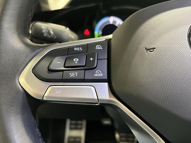 Volkswagen GOLF 1.5 204pk DSG eHybrid 50 Edition · Camera · Keyless · Apple/Android Car Play · Elek. Voorstoel · Sfeerverlichting · 18'' Inch · Garantie t/m 06-08-2028 of 100.000km