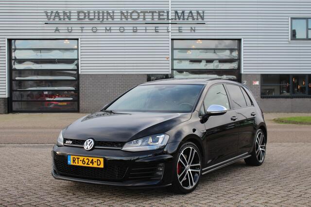 Volkswagen GOLF 2.0 TDI GTD / Panoramadak / Led / Stoelverwarming
