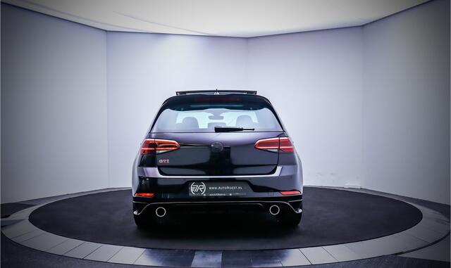 Volkswagen GOLF 2.0GTI Dsg TCR PANO | DIGIDASH | LED | NAVI | APP CONNECT | CAMERA | ADAPTIVE CRUISE | KEYLESS