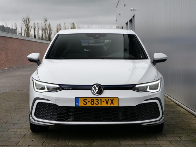 Volkswagen GOLF 1.4 eHybrid 204pk GTE Automaat Stoelverwarming / Apple Carplay / Adapative cruise