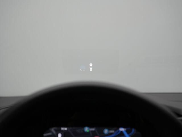 Volkswagen GOLF 1.5 eHybrid 272 pk DSG GTE | Trekhaak | Adaptief onderstel | Head-up display | Stuur-/stoelverwarming