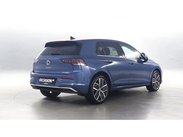 Volkswagen GOLF 1.5 eHybrid Style Edition / 360 camera / App connect / Stoelverwarming