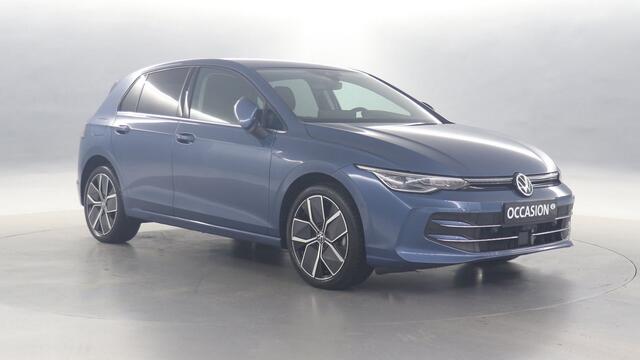 Volkswagen GOLF 1.5 eHybrid Style Edition / 360 camera / App connect / Stoelverwarming