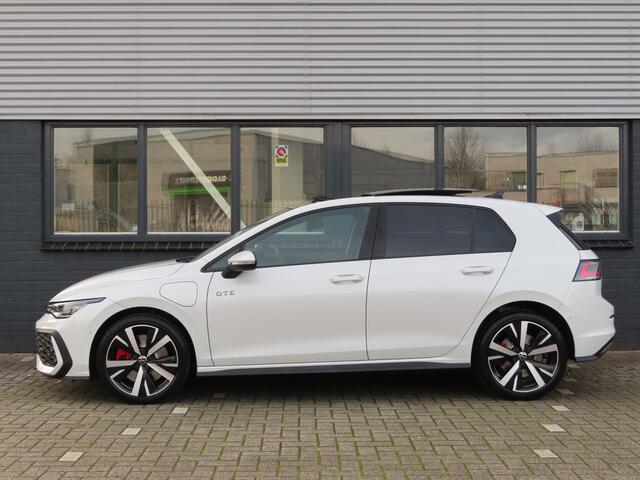 Volkswagen GOLF 1.5 eHybrid GTE | pano dak | lederen bekleding | 360 camera | stoelverwarming + ventilatie