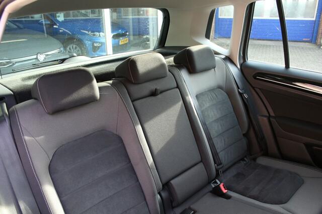 Volkswagen GOLF Sportsvan 1.4 TSI Highline, Wegdraaibare trekh, Navi, Cruise, DAB