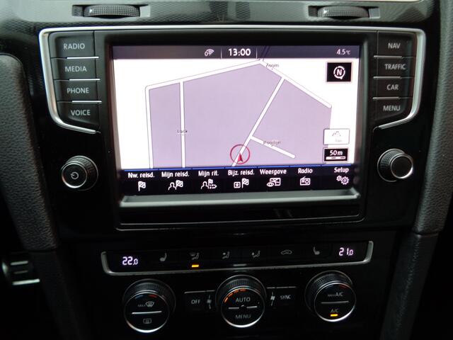 Volkswagen GOLF 1.4 TSI GTE 150PK Leer Pano-Dak Clima Cruise NL-Auto Trekhaak Automaat