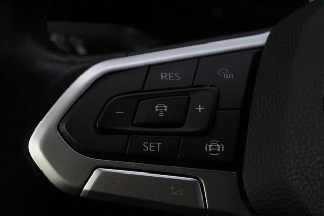 Volkswagen GOLF 1.0 TSI Life