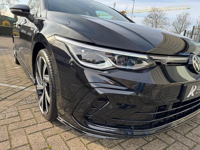 Volkswagen GOLF 1.5 eTSI R-Line | 150PK | DSG | Panoramadak, El. Trekhaak | Navi | LMW 18" | 1e eig. | IQ light |mooi!
