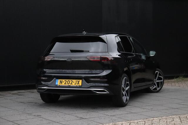 Volkswagen GOLF 1.5 TSI Style | MEMORY | PANODAK | HEAD-UP | CAMERA | NAVI | CRUISE |