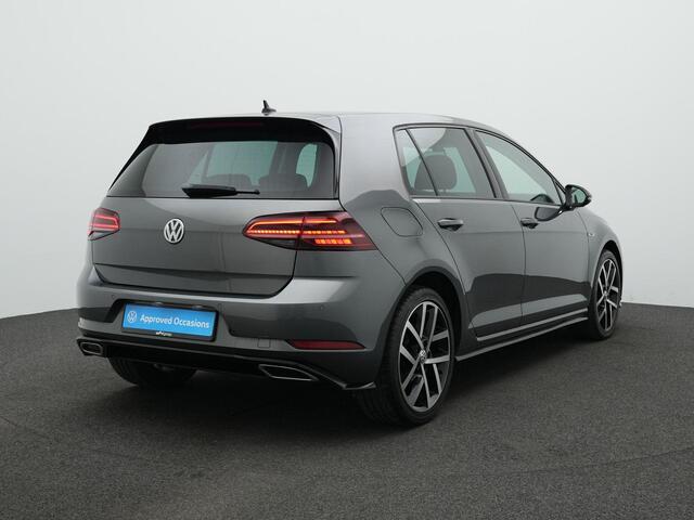 Volkswagen GOLF 1.5 TSI 150 pk DSG Highline Business R / R-Line | Navigatie | Stoelverwarming | Adaptive Cruise | Parkeersensoren voor/achter