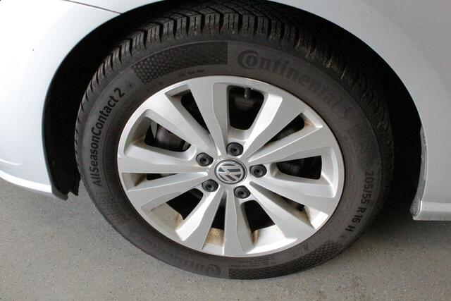 Volkswagen GOLF Variant 1.6 TDI Comfortline Business | ACC | 16'LMV | CLIMA | STOEL-VERW | NAVIGATIE | PDC | CARPLAY | DAB-RADIO |