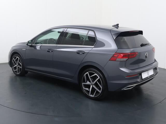 Volkswagen GOLF 1.5 TSI Style | 130 PK | Navigatie | Adaptive Cruisecontrol | Digitaal display