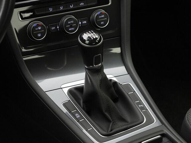 Volkswagen GOLF 1.0 TSI 115pk Comfortline · Navigatie · Apple/Android Car Play · Parkeersensoren · DAB