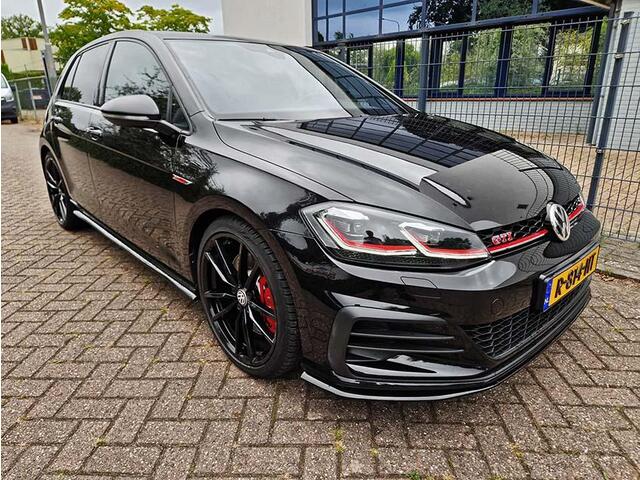 Volkswagen GOLF 2.0 TSI GTI TCR