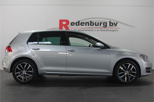 Volkswagen GOLF 1.4 TSI Highline - Automaat - Navi / PDC / Cruise / BT