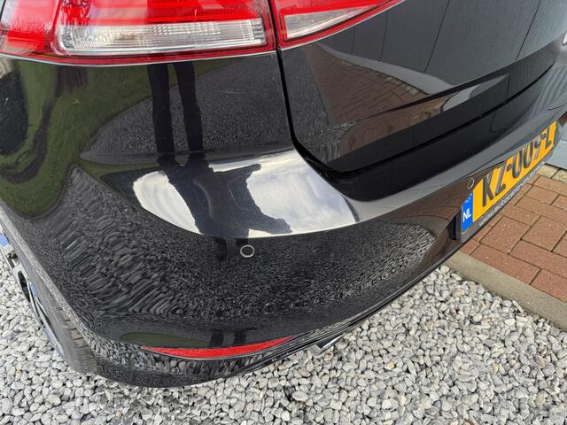 Volkswagen GOLF 1.4 TSI 150pk ACT Business Edition R Connected 5-drs