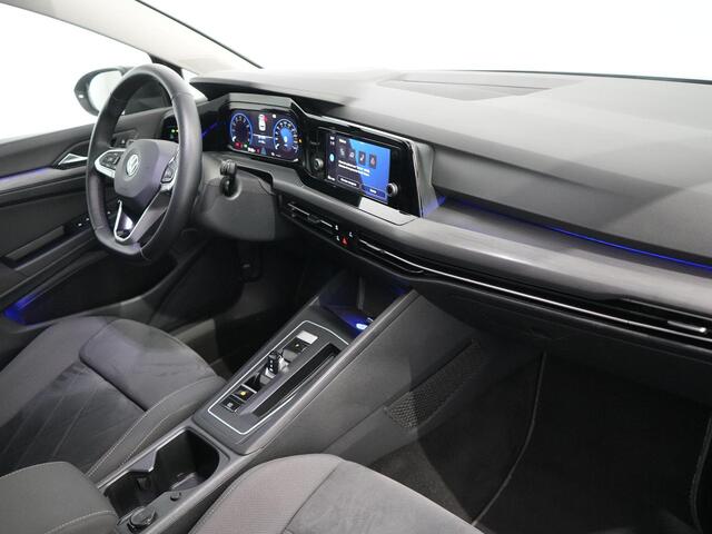 Volkswagen GOLF 1.5 eTSI Style Pano | Camera | IQ Drive |