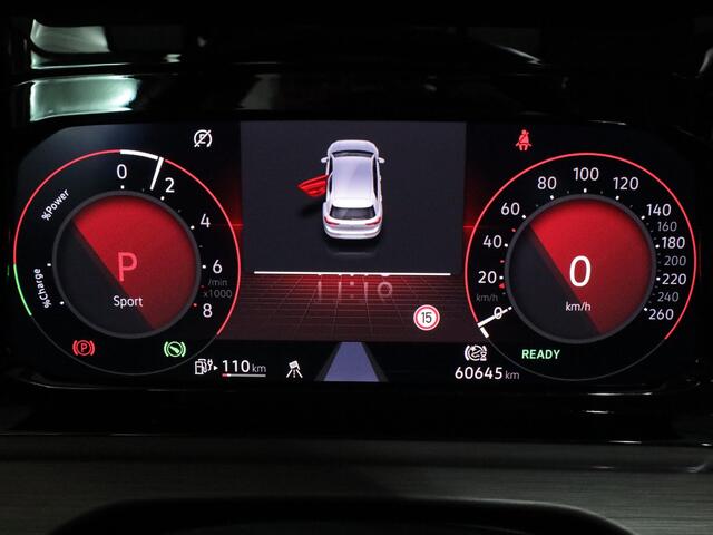 Volkswagen GOLF 1.4 eHybrid Style 204 pk Automaat (DSG) | Navigatie | Panoramadak | Parkeersensoren (Park assist) | Achteruitrijcamera | Stoelverwarming | Head-up display |