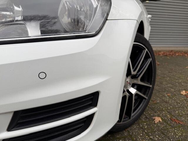 Volkswagen GOLF 1.2 TSI Con. Ser.