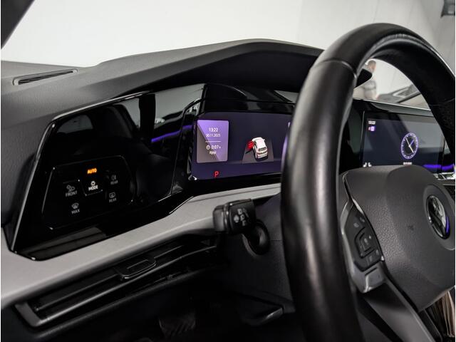 Volkswagen GOLF 1.5 eTSI R-Line |PANO|STOELVERWARMING