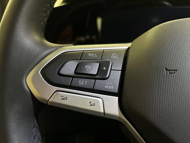 Volkswagen GOLF 1.5 204pk DSG eHybrid Life Edition · Camera · Keyless · Parkeer Assistent · P-Sensoren · Sfeerverlichting · 18'' Inch · Garantie t/m 27-05-2029 of 100.000km