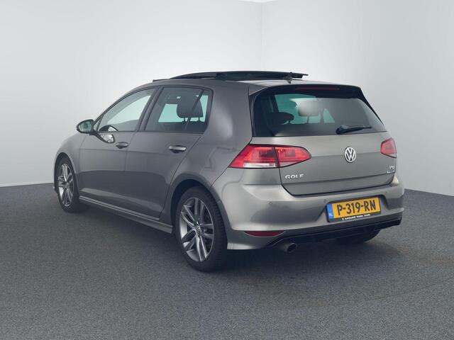 Volkswagen GOLF 1.2 TSI Connected Series R-line | Pano | ACC |Carplay |