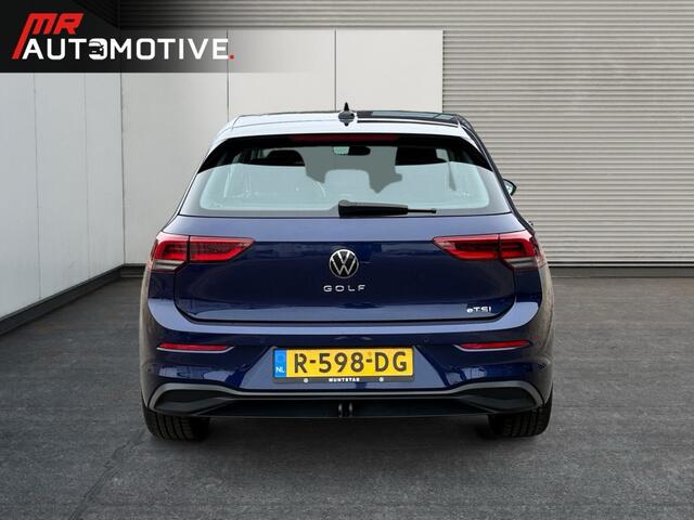 Volkswagen GOLF 1.0 eTSI Business - Camera, Carplay, Stoelverwarming