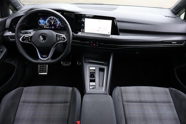 Volkswagen GOLF 1.4 eHybrid GTE 2e Eigenaar | Volledig onderh | Sfeer | WinterPack | IQ Light | CLimate | Virtueel Dash | Cruise | Carplay | Keyless | Full Led | PDC