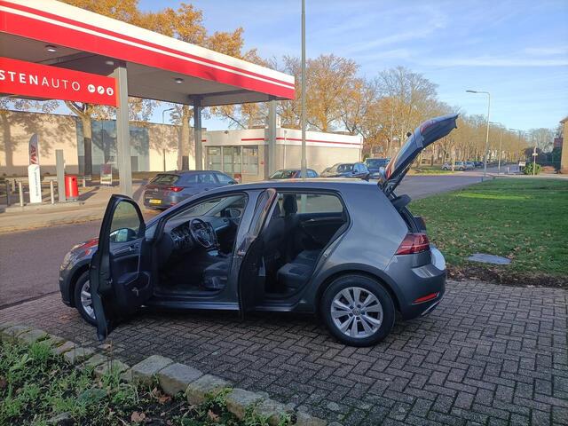 Volkswagen GOLF 1.0 TSI Comfortline Business, Navi,ad Cruise