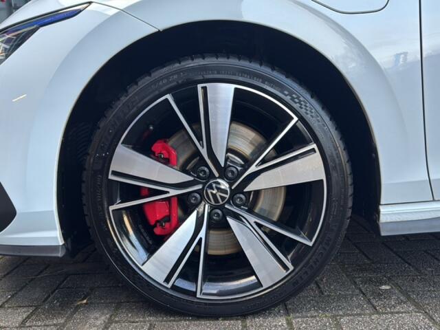 Volkswagen GOLF 1.4 TSI GTE EHYBRID PANO-DAK/IQ-LIGHTS/CAMERA/ACC/STOELVERW