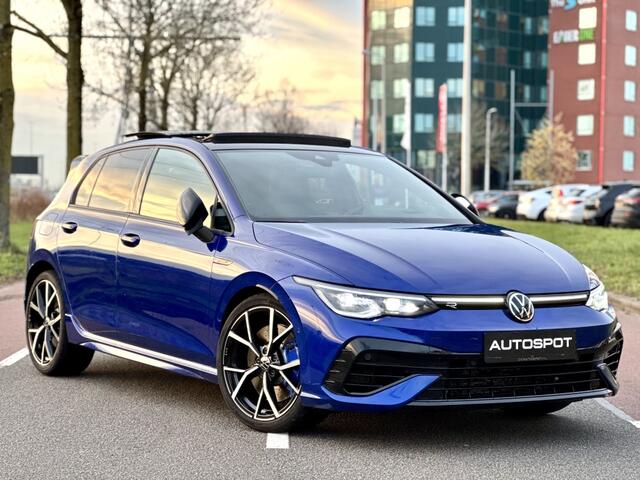 Volkswagen GOLF Pano HUD Drift Akra IQ Light Stoelkoeling Garantie