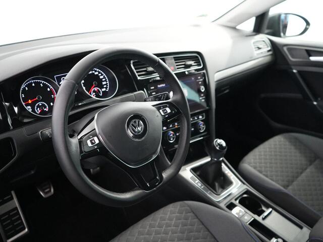 Volkswagen GOLF 1.0 TSI Trendline | Stoelverwarming | Navi |