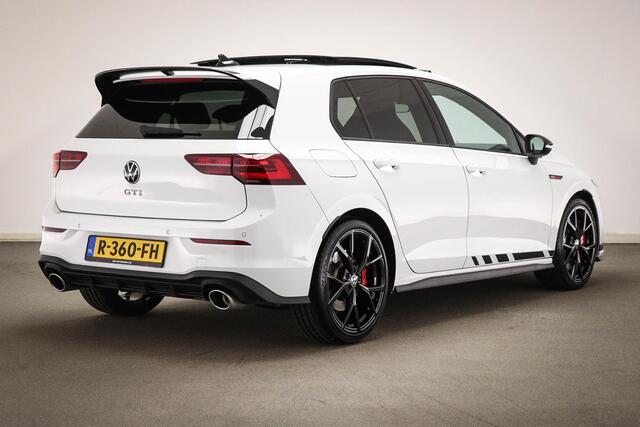 Volkswagen GOLF 2.0 TSI GTI Clubsport | LEDER PACK | IQ LIGHT | PANORAMADAK | STOELKOELING | 19"