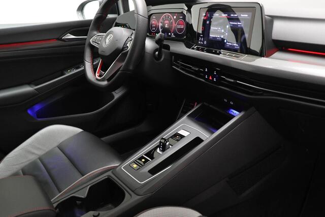 Volkswagen GOLF 2.0 TSI GTI Clubsport | LEDER PACK | IQ LIGHT | PANORAMADAK | STOELKOELING | 19"
