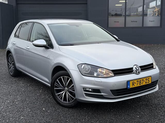 Volkswagen GOLF 1.2 TSI Trendline 2e Eigenaar,Clima,Cruise,Lm velgen,Pdc V+A,Stoelverwarming,N.A.P,Weinig Km,Nieuwe Apk bij Aflevering
