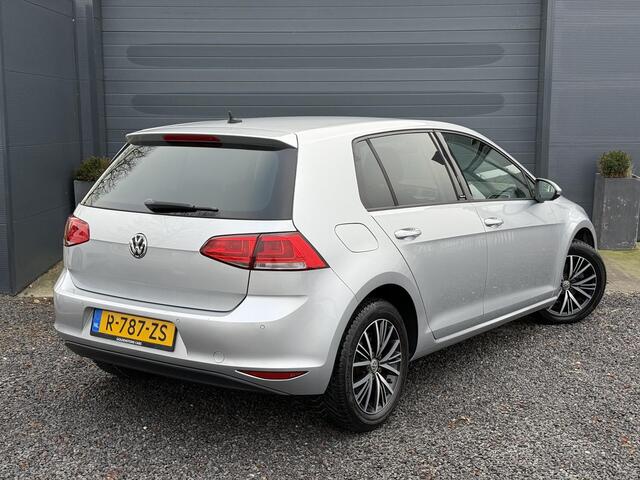 Volkswagen GOLF 1.2 TSI Trendline 2e Eigenaar,Clima,Cruise,Lm velgen,Pdc V+A,Stoelverwarming,N.A.P,Weinig Km,Nieuwe Apk bij Aflevering