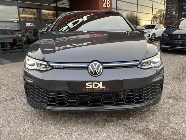 Volkswagen GOLF 1.4 eHybrid GTE // FULL LED // VIRTUAL COCKPIT // STUUR+STOELVERWARMING // PDC V+A // NAVI+CARPLAY //