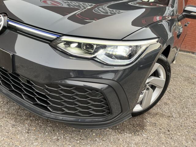 Volkswagen GOLF 1.4 eHybrid GTE // FULL LED // VIRTUAL COCKPIT // STUUR+STOELVERWARMING // PDC V+A // NAVI+CARPLAY //