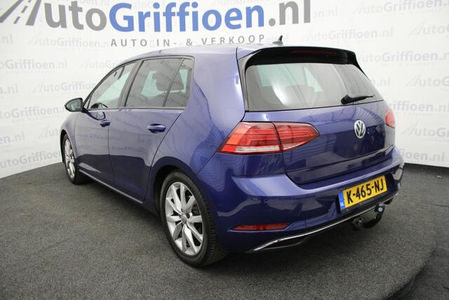 Volkswagen GOLF 1.5 TSI Highline nette automaat met trekhaak