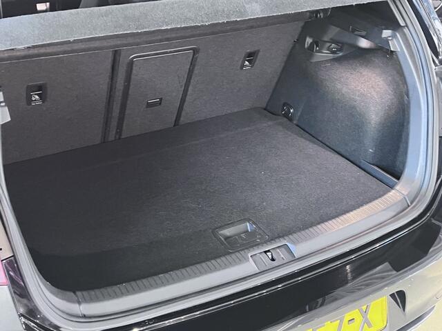 Volkswagen GOLF 2.0 GTI 230pk Performance * Zorgeloos rijden, zonder extra koste