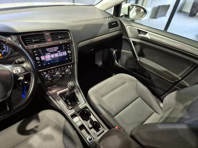 Volkswagen GOLF 1.4 TSI Highline Business R Navi | Clima | Verw. stoelen | LED