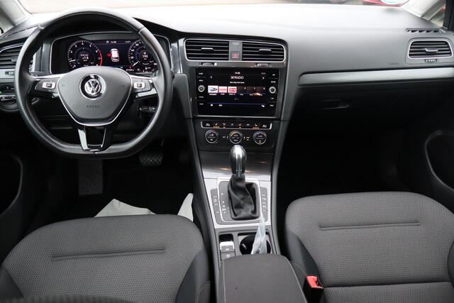 Volkswagen GOLF 1.4 TSI Highline Business R Camera, Climate control, Stoelverwarming