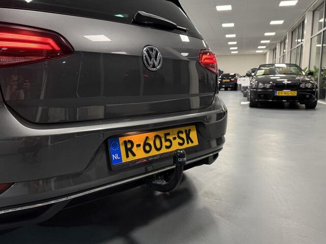 Volkswagen GOLF 1.5 TSI Highline/ Pano/ Automaat/ Navi/ Trekhaak