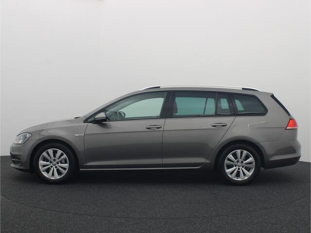 Volkswagen GOLF Variant 1.0 TSI Connected Series CARPLAY / CAMERA / DAB+ / CRUISE / PDC / BLUETOOTH / NL-AUTO