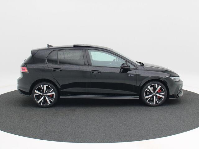 Volkswagen GOLF 1.5 eHybrid 272 Pk GTE Black Style | Full LED | Panoramadak | Trekhaak | Leder | Camera | Stoelverwarming/Koeling | Camera | 18 Inch | 21.321 Km!!