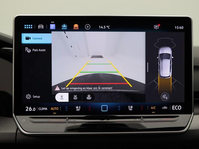 Volkswagen GOLF 1.5 eHybrid 272 Pk GTE Black Style | Full LED | Panoramadak | Trekhaak | Leder | Camera | Stoelverwarming/Koeling | Camera | 18 Inch | 21.321 Km!!