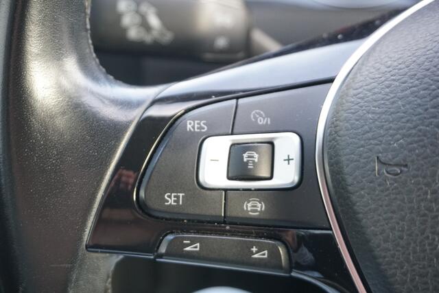 Volkswagen GOLF 1.0 TSI Comfortline | CARPLAY/ NAVI | ADAPT. CRUISE | CLIMATE |