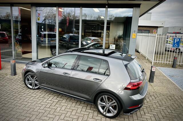 Volkswagen GOLF 1.5 TSI Highline Business R-Line 150PK | PANO | CAMERA | ADAPTIV