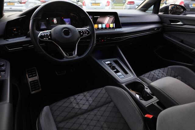 Volkswagen GOLF 1.5 eTSI R-Line Business VIRTUAL-DASH STUUR/STOELVERW. IQDRIVE/LIGHT SFEERVERL. ACC CARPLAY CAMERA DAB+ 2XPDC 18''LMV ENZ. ENZ.